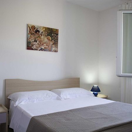 Appartamenti In Via Schipa Pescoluse Marina Di Pescoluse Exteriör bild